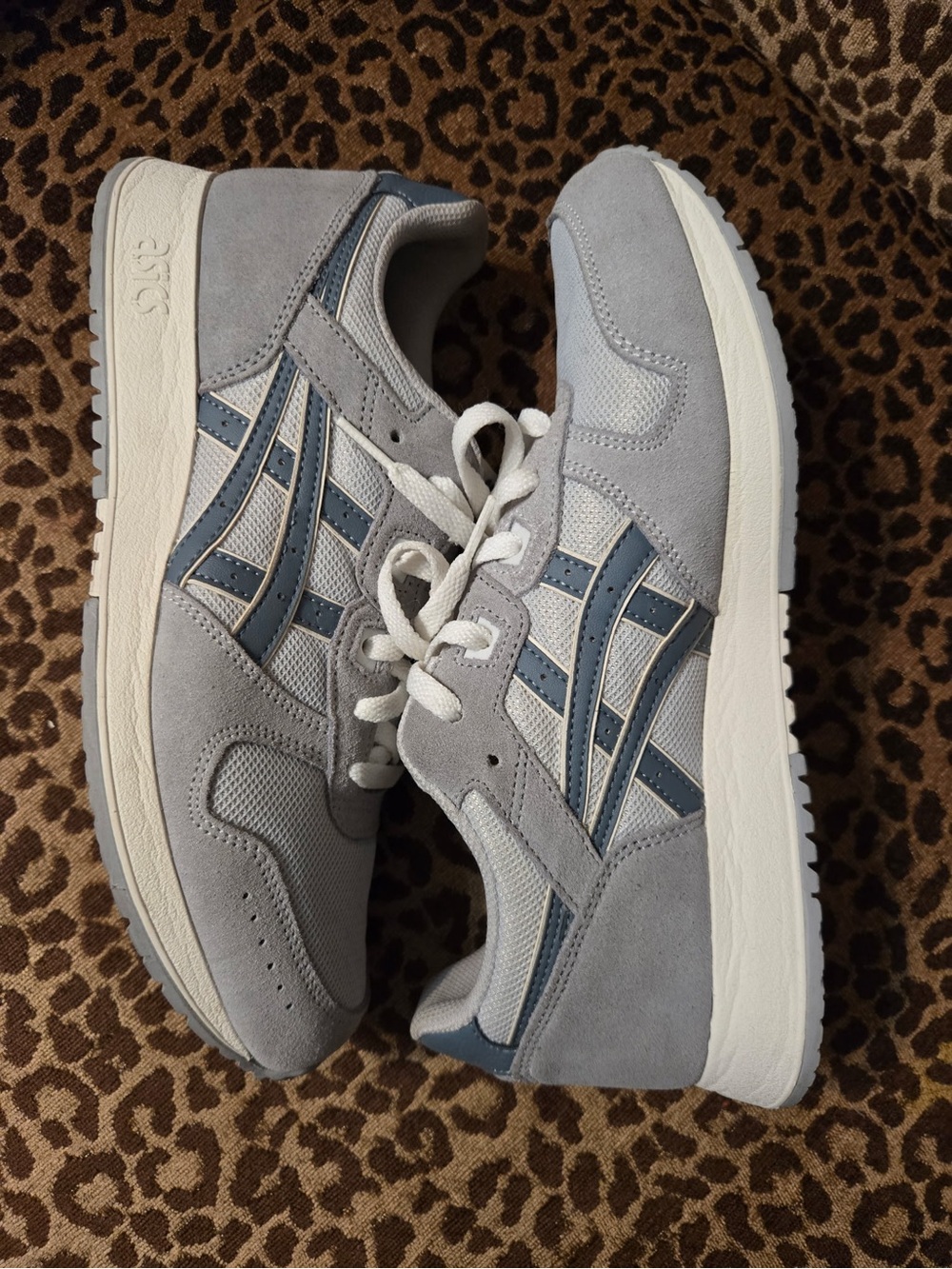 Asics Men's Light Gray Suede & Blue Stripe Sneakers